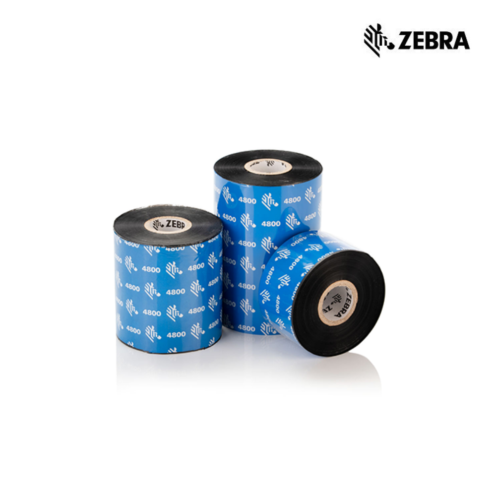 Fitas de carbono Zebra 4800 Resina da Fábrica das Etiquetas, mostrando seu design resistente e durável para etiquetas industriais.